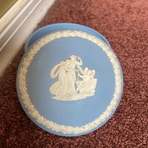 Wedgewood Porcelain box
